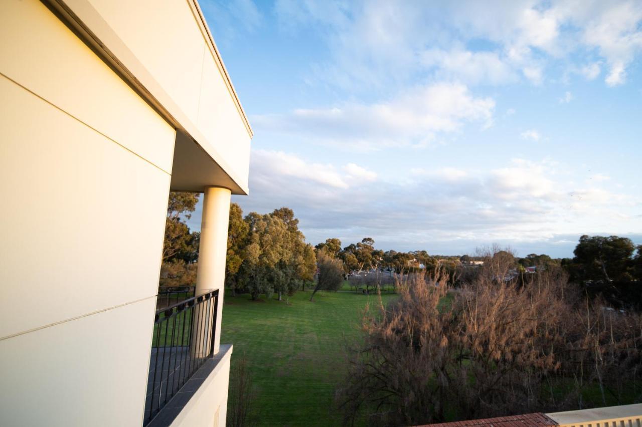 Sfera'S Park Suites & Convention Centre Adelaide Luaran gambar